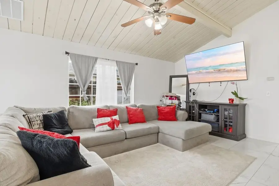 433 E Washington Avenue, El Cajon, CA 92020 - #3