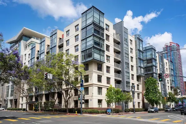 1150 1150 J St #313, San Diego, CA 92101