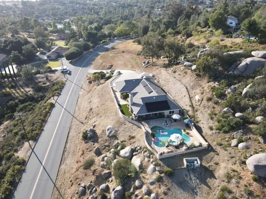 2307 Via Dieguenos, Alpine, CA 91901 - #2