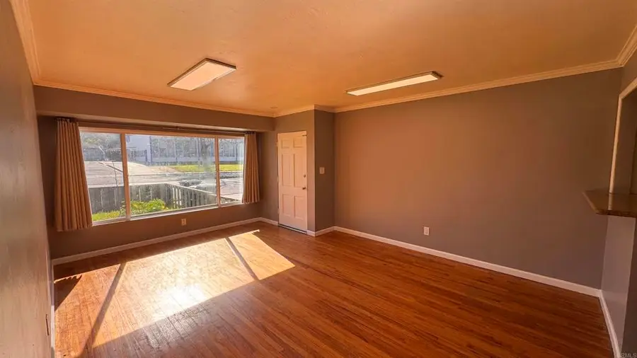 37 E J Street, Chula Vista, CA 91910 - #3