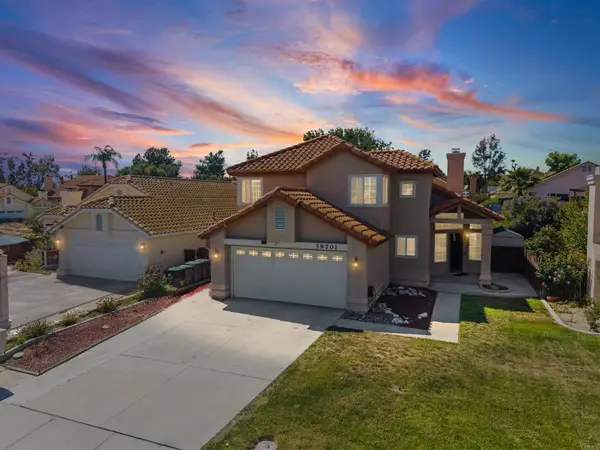 39701 Kilkare Circle, Murrieta, CA 92562