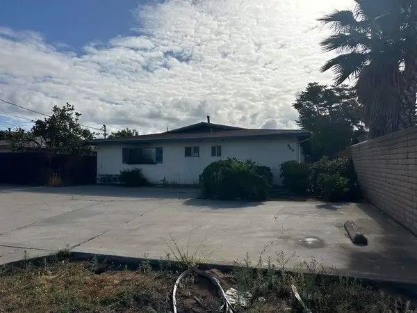669 Dorothy St., El Cajon, CA 92021