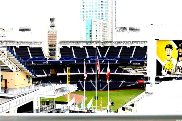 253 10th Avenue #1004, San Diego, CA 92101