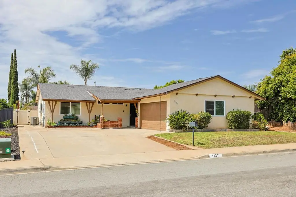 1127 Paula Way, Escondido, CA 92027 - #1