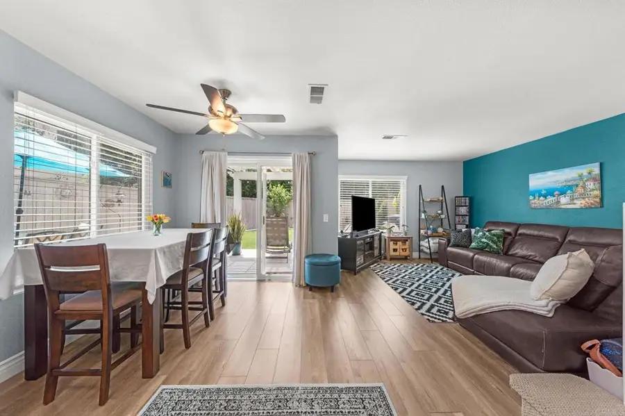 338 Ferrara Way, Vista, CA 92083 - #2