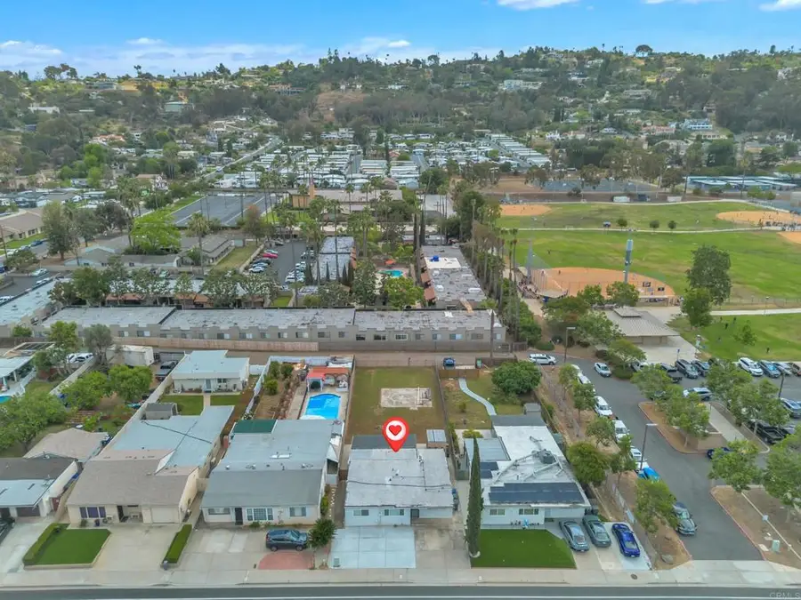 317 W Chase Ave, El Cajon, CA 92020 - #2