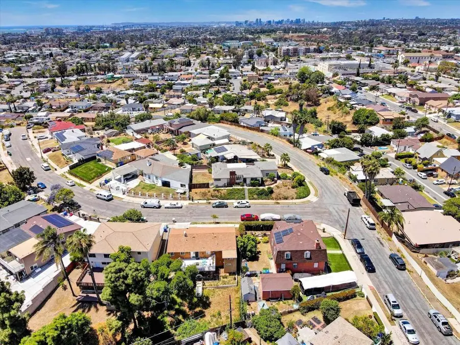 5289 Velma, San Diego, CA 92114 - #3