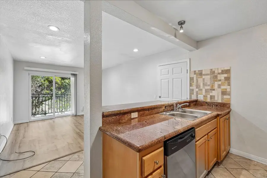 9860 Dale Avenue #A3, Spring Valley, CA 91977 - #2