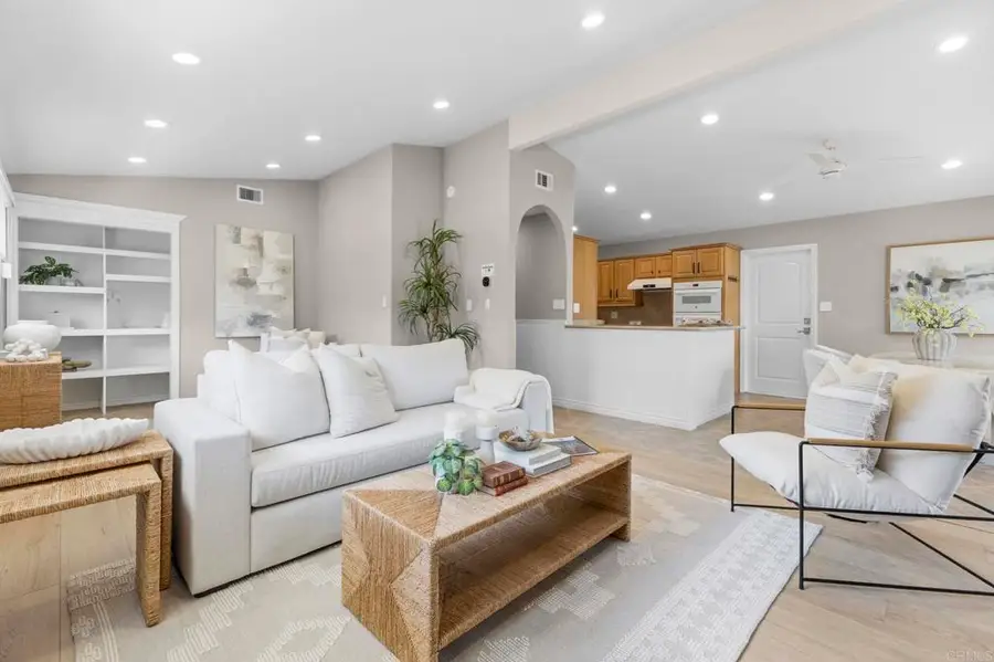 4259 Mount Henry, San Diego, CA 92117 - #3