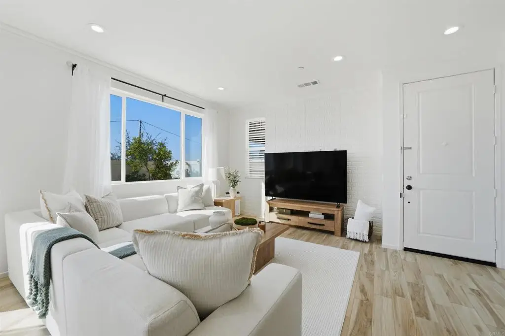 5425 San Roberto, San Diego, CA 92154 - #1