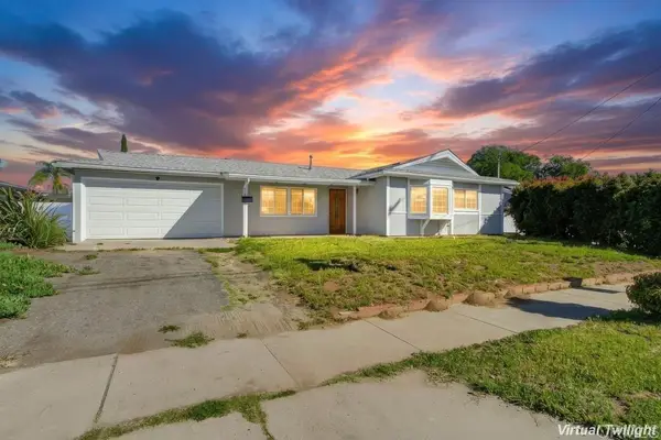 9462 Doheny Rd., Santee, CA 92071