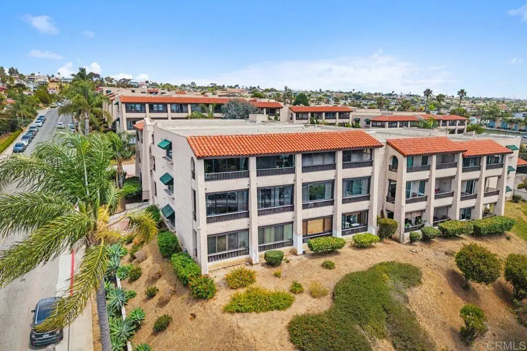 2727 Morena Boulevard #202, San Diego, CA 92117 - #1
