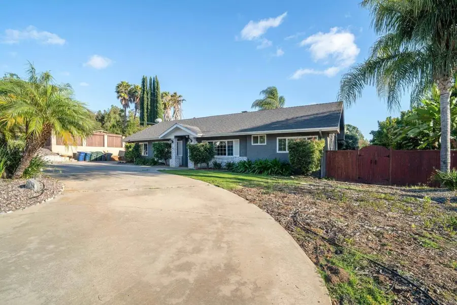 1078 Robertson Drive, Escondido, CA 92025 - #2
