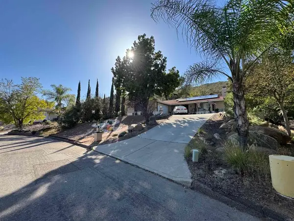 16734 Georgios Way, Ramona, CA 92065