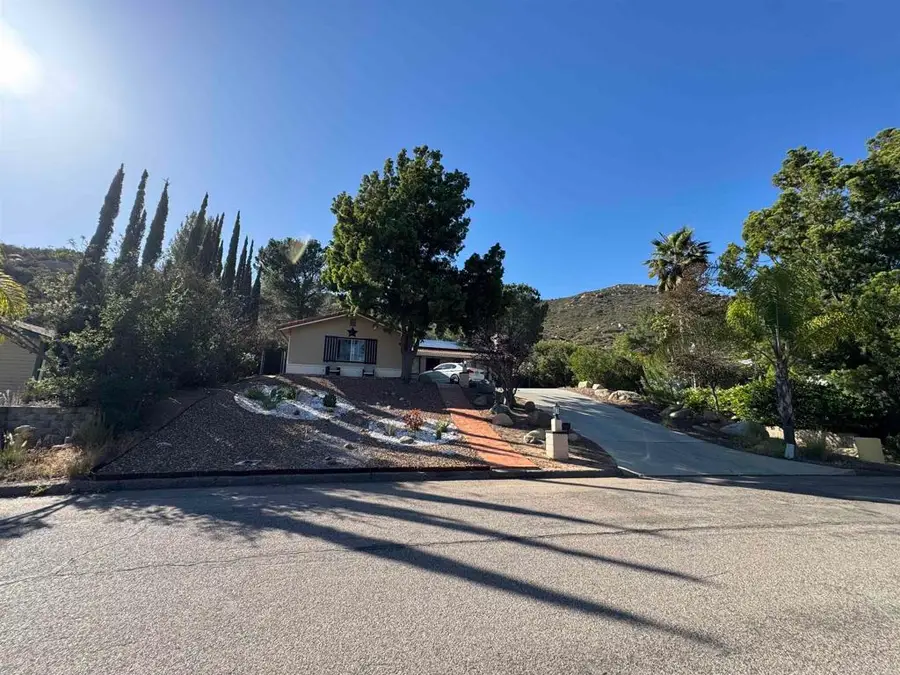 16734 Georgios Way, Ramona, CA 92065 - #2
