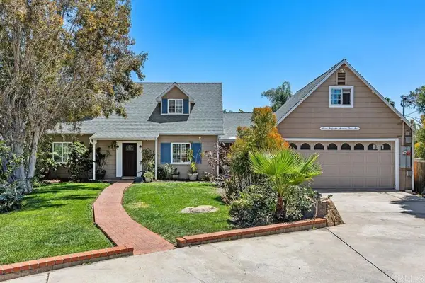 746 Sunrise Drive E, Vista, CA 92084