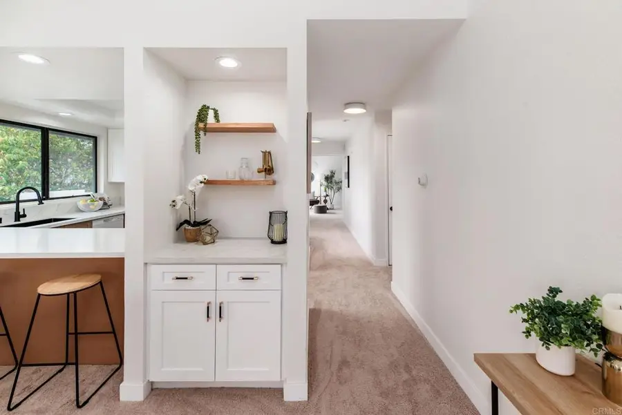4085 Crystal Dawn #201, San Diego, CA 92122 - #3