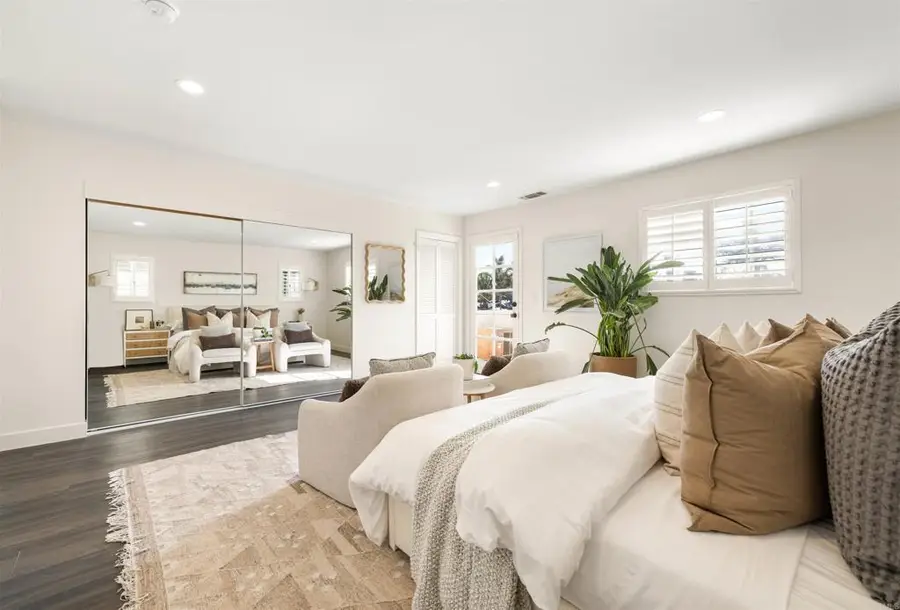 274 J Ave, Coronado, CA 92118 - #3