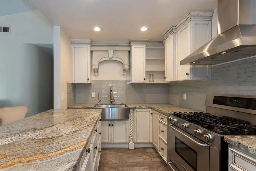 2023 Lakeridge Circle, #204, Chula Vista, CA 91913 - #2