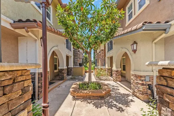 54 Via Sovana, Santee, CA 92071