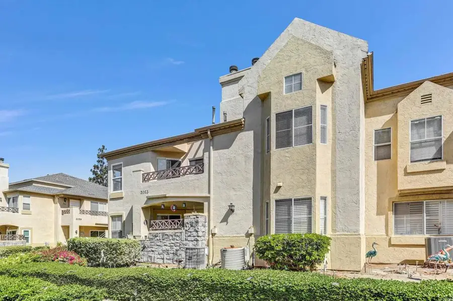 2063 Lakeridge Circle 202, Chula Vista, CA 91913 - #2