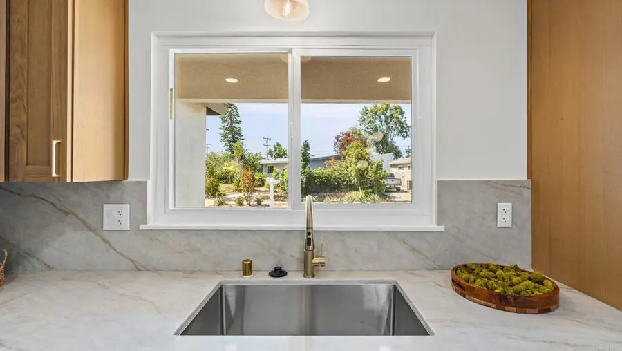 4588 Manitou Way, San Diego, CA 92117 - #2