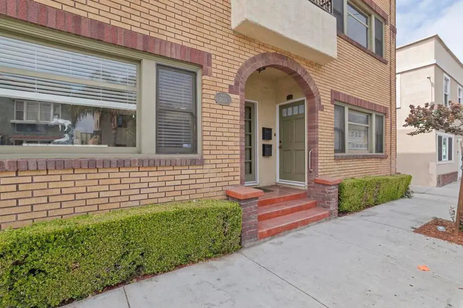 2528 E 10th Street, Long Beach, CA 90804 - #2