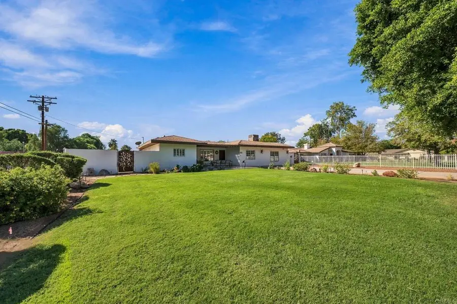 2901 Main Street, El Centro, CA 92243 - #2