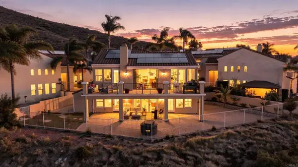 10404 Artesian Springs Ct, Spring Valley, CA 91977