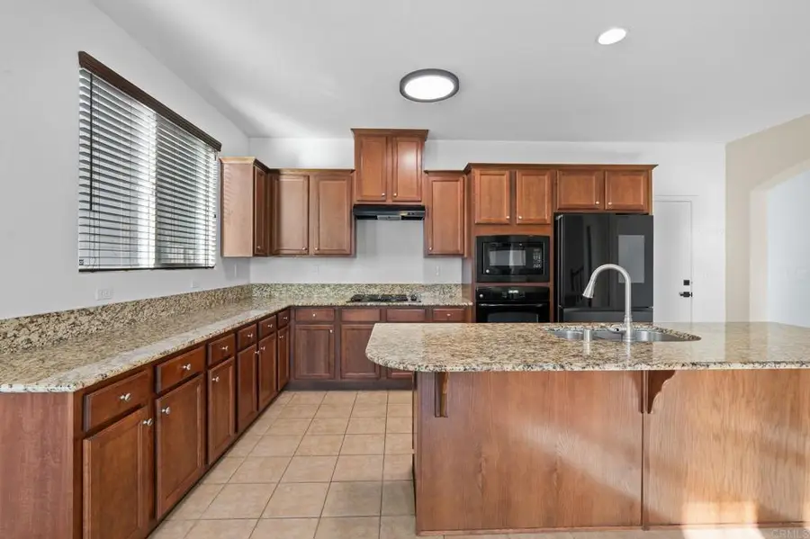 4428 W Pinsapo Drive, Fresno, CA 93722 - #3