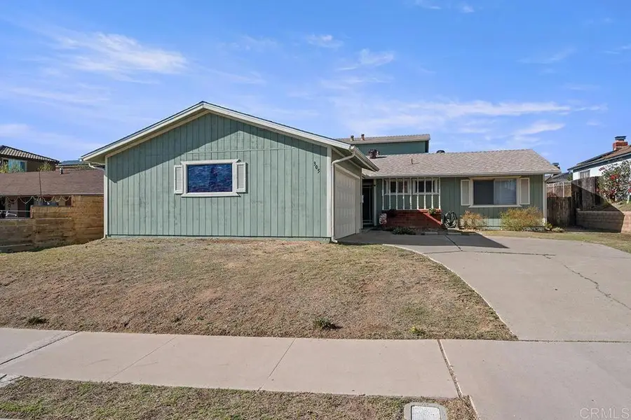305 E Oxford Street, Chula Vista, CA 91911 - #2