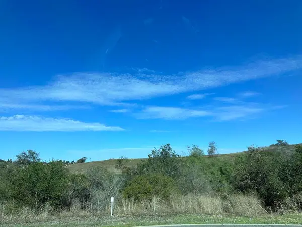 2527 Bella Vita Lane, Vista, CA 92084
