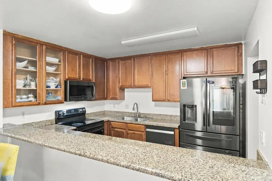 3030 Suncrest Drive #106, San Diego, CA 92116 - #2