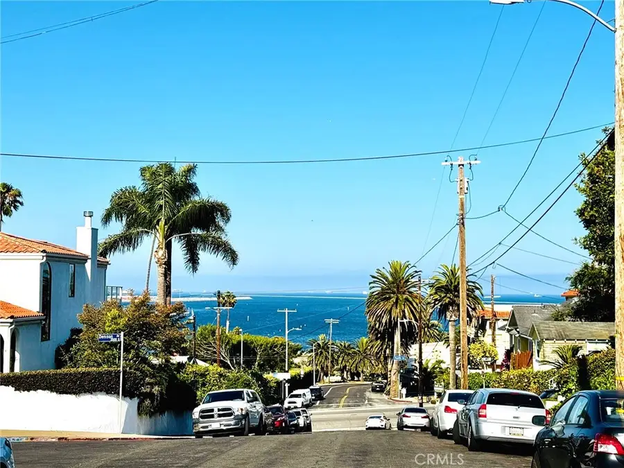 545 W 36th Street, San Pedro, CA 90731 - Image #2