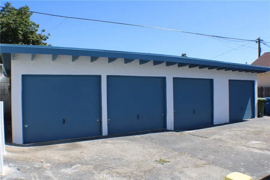 576 W 11th Street, San Pedro, CA 90731 - Image #2