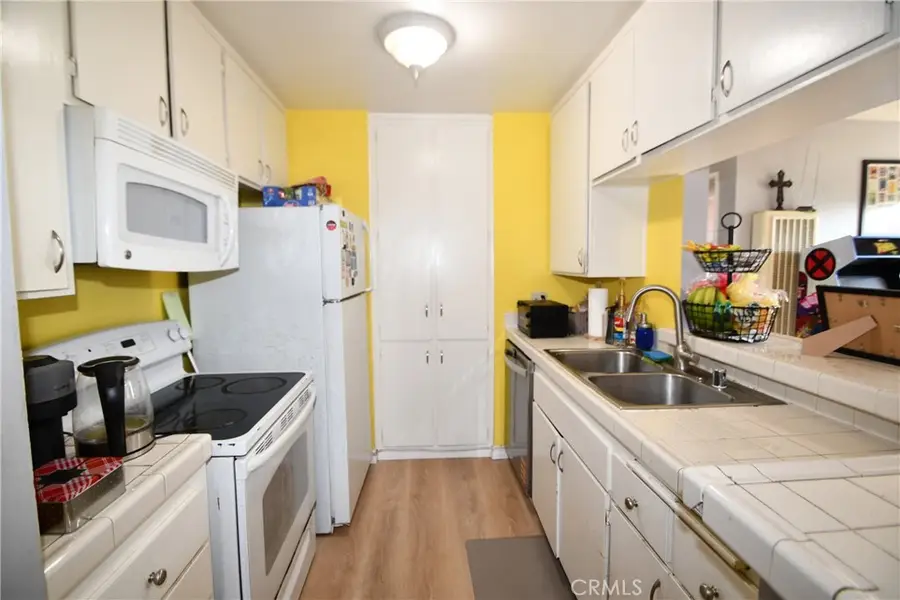 23304 Sesame Street #16R, Torrance, CA 90502 - Image #3