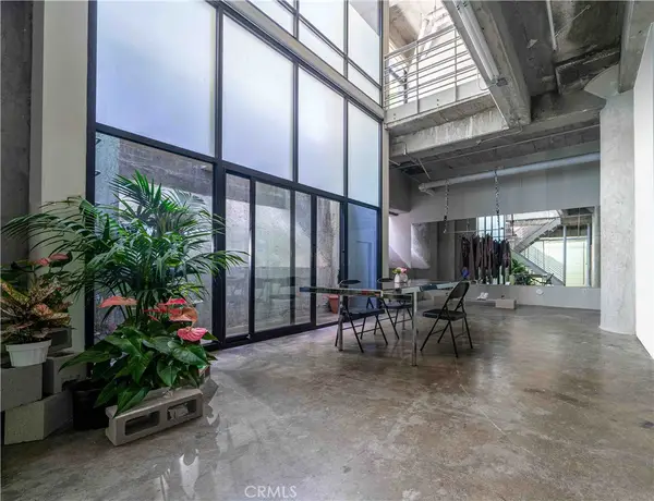 1100 S Grand #A008, Los Angeles, CA 90015