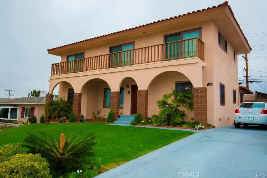 205 Via Los Altos, Redondo Beach, CA 90277 - Image #2