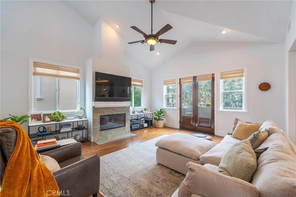 2224 Gates Avenue #B, Redondo Beach, CA 90278 - #1