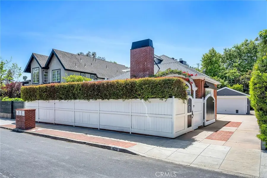 423 Sycamore, Santa Monica, CA 90402 - #2