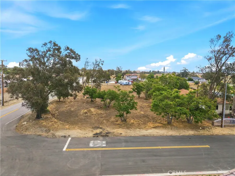 6327 Maloof Avenue, Fontana, CA 92336 - #3