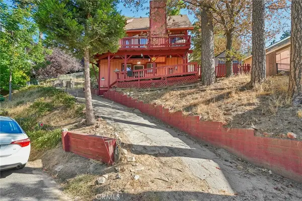 23840 Zuger Drive, Crestline, CA 92325