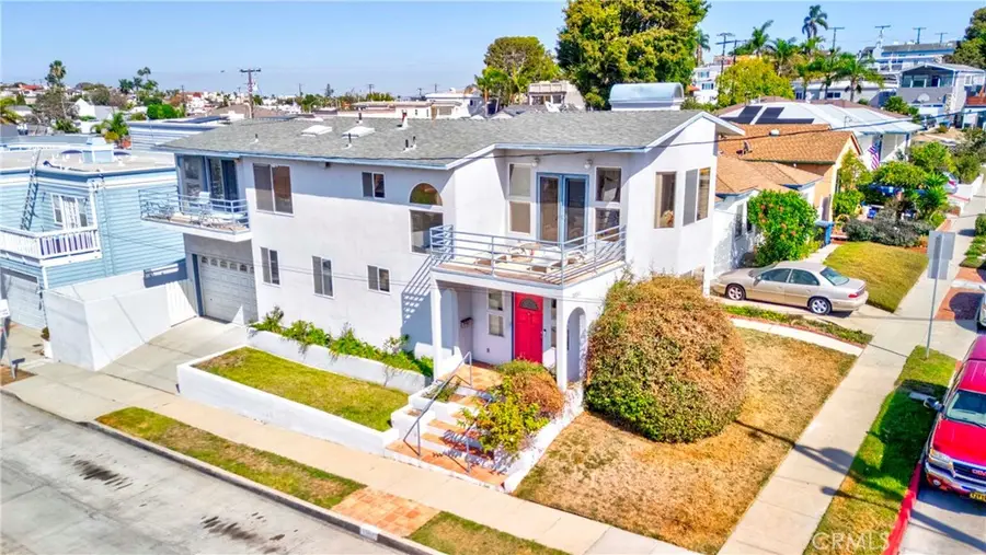 1051 9th Street, Hermosa Beach, CA 90254 - #2