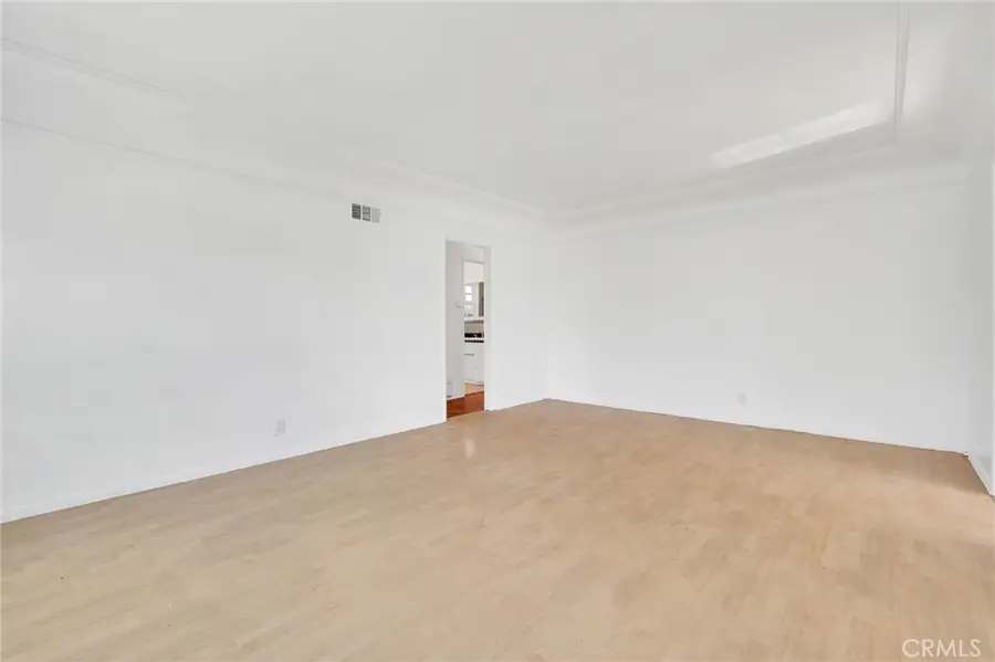 11945 209th, Lakewood, CA 90715 - #2