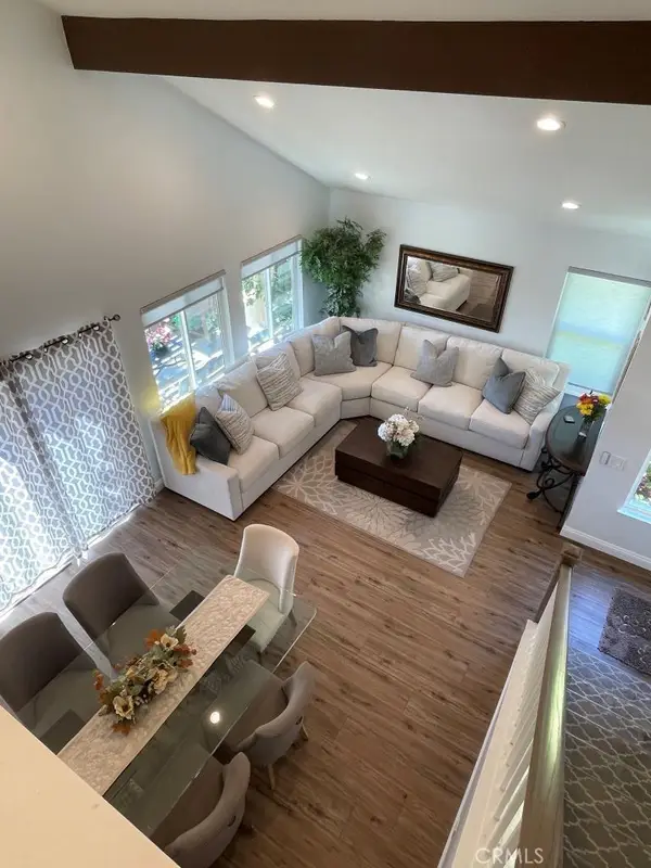6097 E Montefino, Anaheim, CA 92807