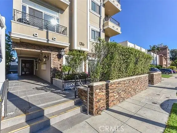 1316 Amherst #201, Los Angeles, CA 90025 - #2