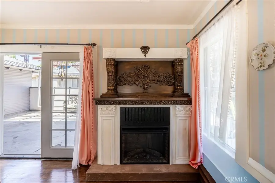 1900 Taft, Los Angeles, CA 90068 - #2