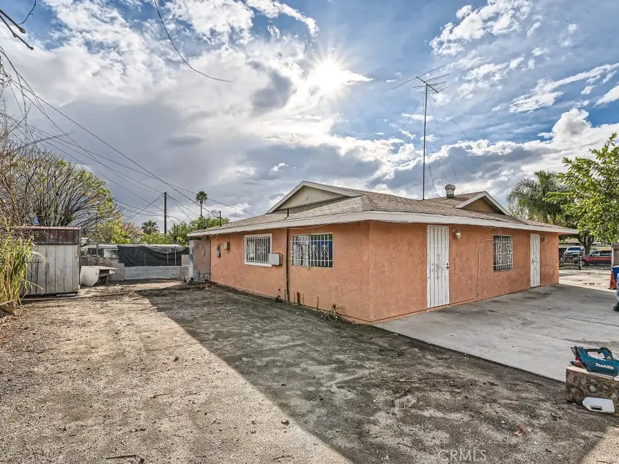 2505 San Carlo Avenue, San Bernardino, CA 92407 - #2