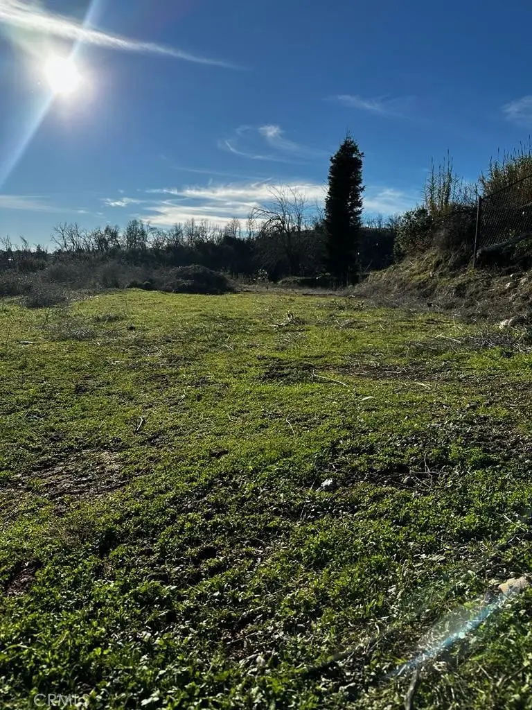 490 Turquoise Court, Redding, CA 96003 - Image #3