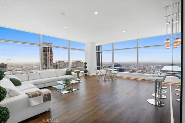 900 W Olympic Boulevard #42A, Los Angeles, CA 90015